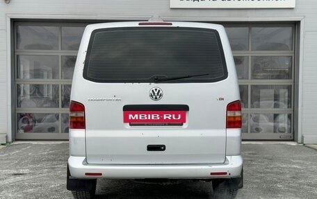 Volkswagen Transporter T5 рестайлинг, 2005 год, 1 350 000 рублей, 6 фотография