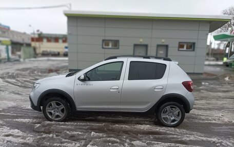 Renault Sandero II рестайлинг, 2019 год, 1 280 000 рублей, 6 фотография