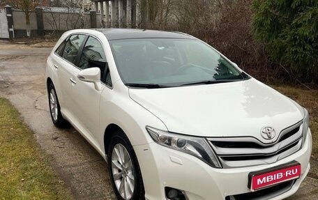 Toyota Venza I, 2013 год, 2 035 000 рублей, 1 фотография