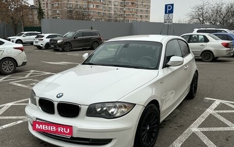 BMW 1 серия, 2011 год, 1 150 000 рублей, 2 фотография