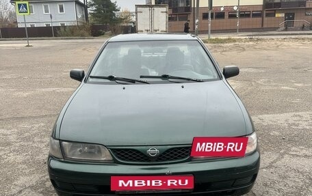 Nissan Almera, 1998 год, 145 000 рублей, 2 фотография