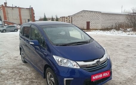 Honda Freed I, 2016 год, 1 449 000 рублей, 5 фотография