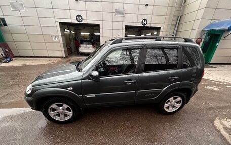 Chevrolet Niva I рестайлинг, 2013 год, 600 000 рублей, 3 фотография