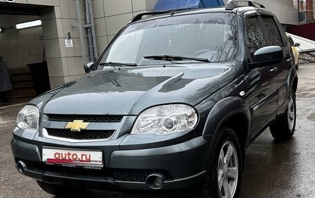 Chevrolet Niva I рестайлинг, 2013 год, 600 000 рублей, 2 фотография