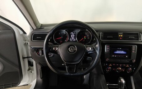 Volkswagen Jetta VI, 2016 год, 1 649 000 рублей, 11 фотография