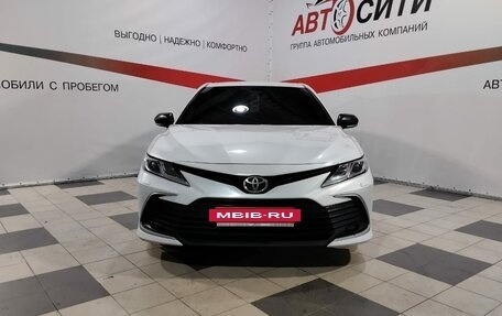 Toyota Camry, 2021 год, 2 870 000 рублей, 2 фотография