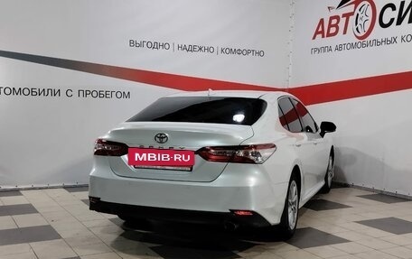 Toyota Camry, 2021 год, 2 870 000 рублей, 7 фотография