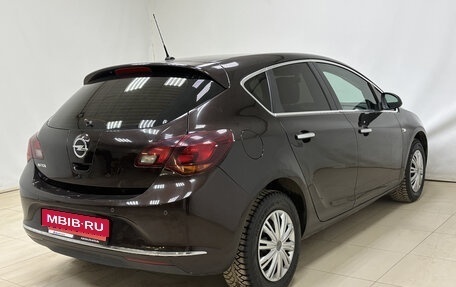 Opel Astra J, 2013 год, 955 000 рублей, 6 фотография