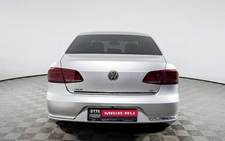 Volkswagen Passat B7, 2011 год, 1 112 000 рублей, 7 фотография