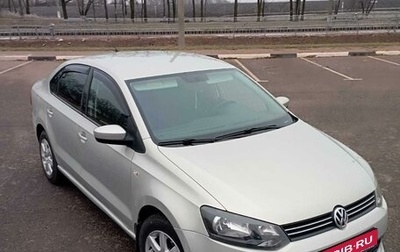 Volkswagen Polo VI (EU Market), 2012 год, 800 000 рублей, 1 фотография