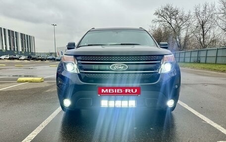 Ford Explorer VI, 2011 год, 1 700 000 рублей, 10 фотография