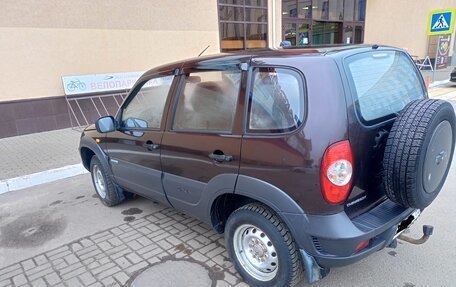 Chevrolet Niva I рестайлинг, 2010 год, 550 000 рублей, 7 фотография