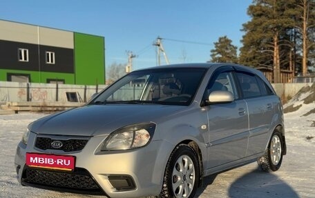 KIA Rio II, 2011 год, 659 000 рублей, 1 фотография