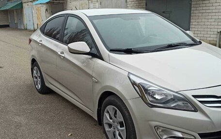 Hyundai Solaris II рестайлинг, 2015 год, 1 250 000 рублей, 5 фотография