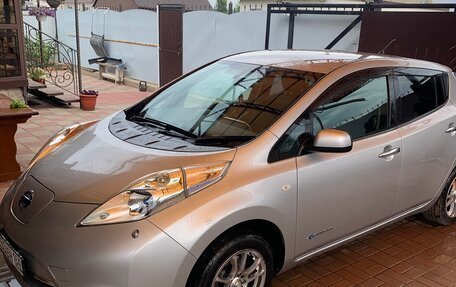 Nissan Leaf I, 2014 год, 900 000 рублей, 7 фотография