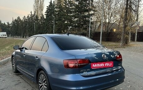 Volkswagen Jetta VI, 2016 год, 1 650 000 рублей, 4 фотография