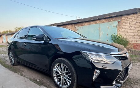 Toyota Camry, 2017 год, 2 650 000 рублей, 37 фотография