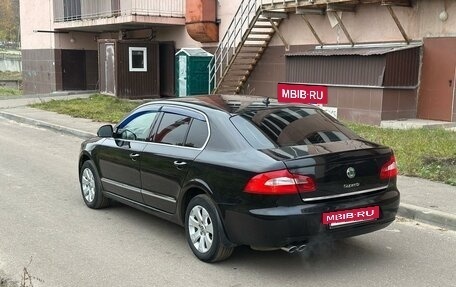 Skoda Superb III рестайлинг, 2010 год, 895 000 рублей, 3 фотография