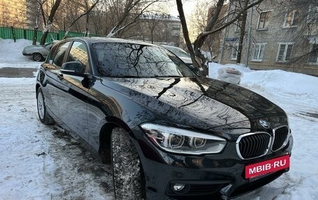 BMW 1 серия, 2017 год, 2 300 000 рублей, 11 фотография