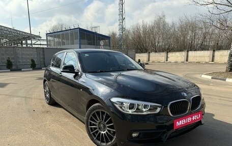 BMW 1 серия, 2017 год, 2 300 000 рублей, 3 фотография