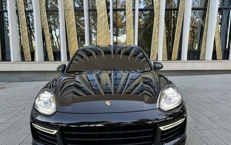 Porsche Cayenne III, 2015 год, 4 999 900 рублей, 2 фотография