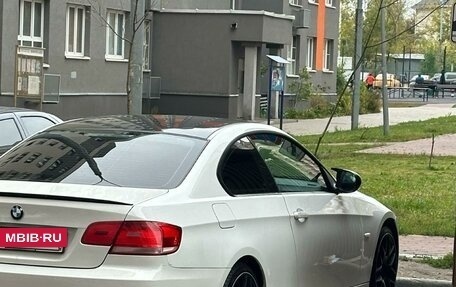 BMW 3 серия, 2010 год, 1 400 000 рублей, 3 фотография