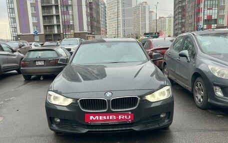 BMW 3 серия, 2013 год, 1 400 000 рублей, 2 фотография