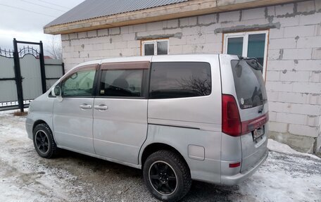 Nissan Serena II, 2001 год, 550 000 рублей, 6 фотография