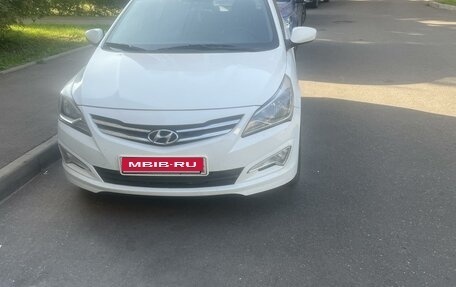 Hyundai Solaris II рестайлинг, 2014 год, 780 000 рублей, 2 фотография