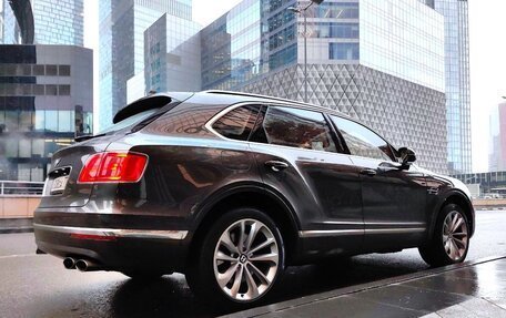 Bentley Bentayga I, 2016 год, 13 750 000 рублей, 4 фотография