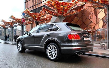 Bentley Bentayga I, 2016 год, 13 750 000 рублей, 2 фотография