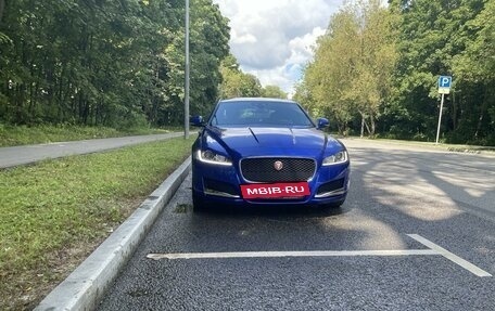 Jaguar XF II, 2016 год, 2 500 000 рублей, 9 фотография