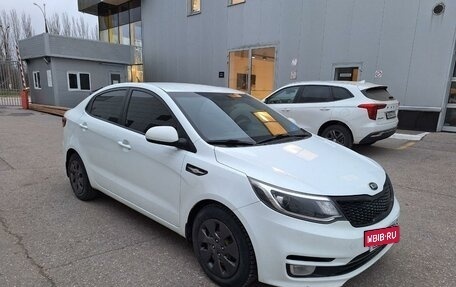 KIA Rio III рестайлинг, 2015 год, 822 000 рублей, 2 фотография