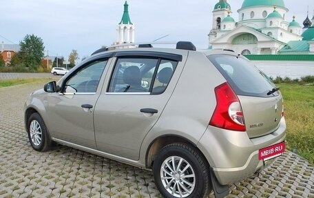 Renault Sandero I, 2014 год, 695 000 рублей, 4 фотография