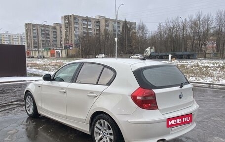 BMW 1 серия, 2011 год, 900 000 рублей, 5 фотография