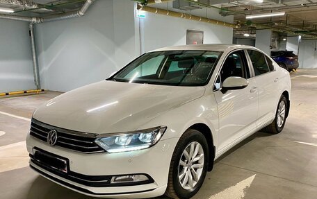 Volkswagen Passat B8 рестайлинг, 2017 год, 2 750 000 рублей, 8 фотография