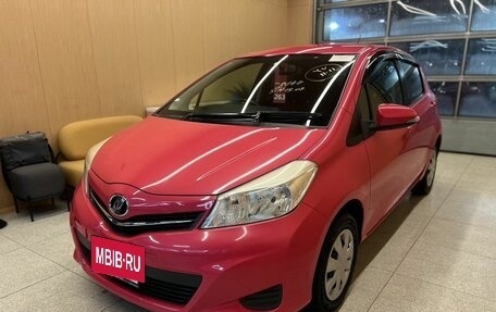 Toyota Vitz, 2012 год, 895 000 рублей, 3 фотография