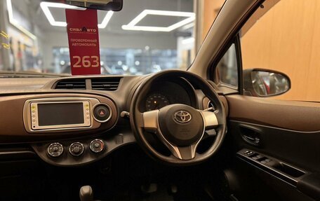 Toyota Vitz, 2012 год, 895 000 рублей, 12 фотография