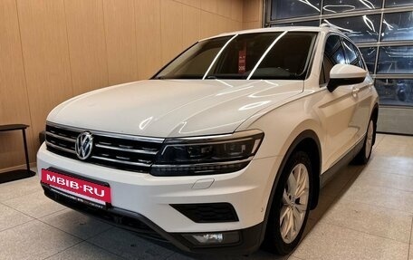 Volkswagen Tiguan II, 2017 год, 3 049 000 рублей, 4 фотография