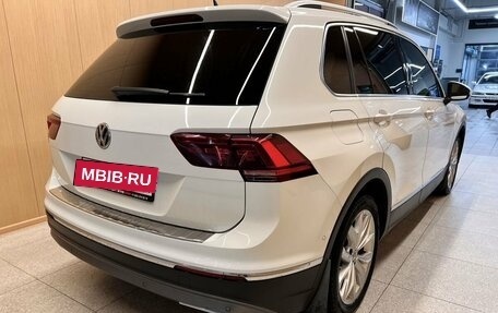 Volkswagen Tiguan II, 2017 год, 3 049 000 рублей, 5 фотография