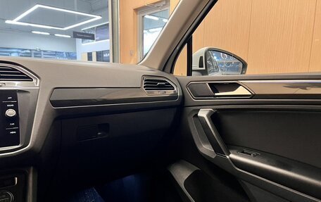 Volkswagen Tiguan II, 2017 год, 3 049 000 рублей, 22 фотография