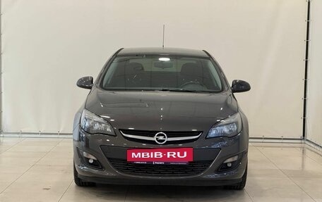 Opel Astra J, 2014 год, 1 135 000 рублей, 3 фотография