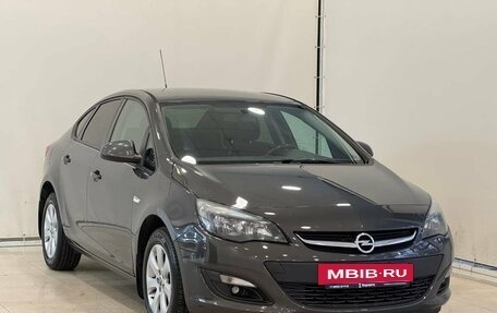 Opel Astra J, 2014 год, 1 135 000 рублей, 2 фотография