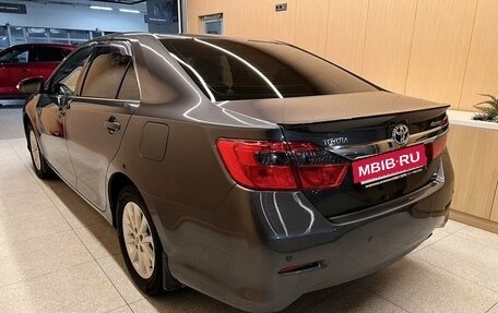 Toyota Camry, 2011 год, 1 979 000 рублей, 6 фотография