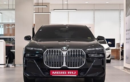 BMW 7 серия, 2022 год, 13 000 000 рублей, 3 фотография