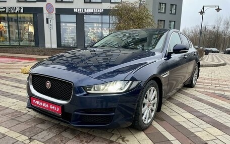 Jaguar XE I рестайлинг, 2017 год, 2 500 000 рублей, 1 фотография