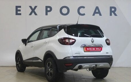 Renault Kaptur I рестайлинг, 2018 год, 1 600 000 рублей, 3 фотография