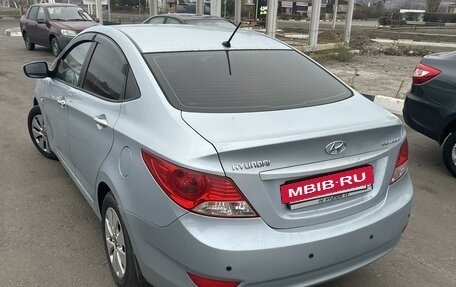 Hyundai Solaris II рестайлинг, 2012 год, 780 000 рублей, 3 фотография