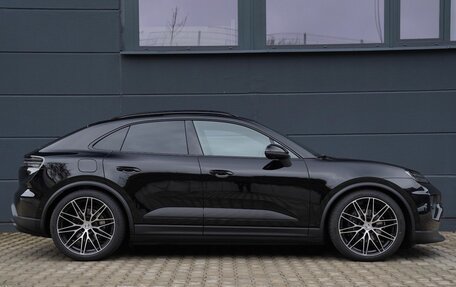 Porsche Macan, 2024 год, 13 900 000 рублей, 5 фотография