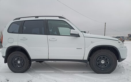 Chevrolet Niva I рестайлинг, 2013 год, 599 000 рублей, 4 фотография